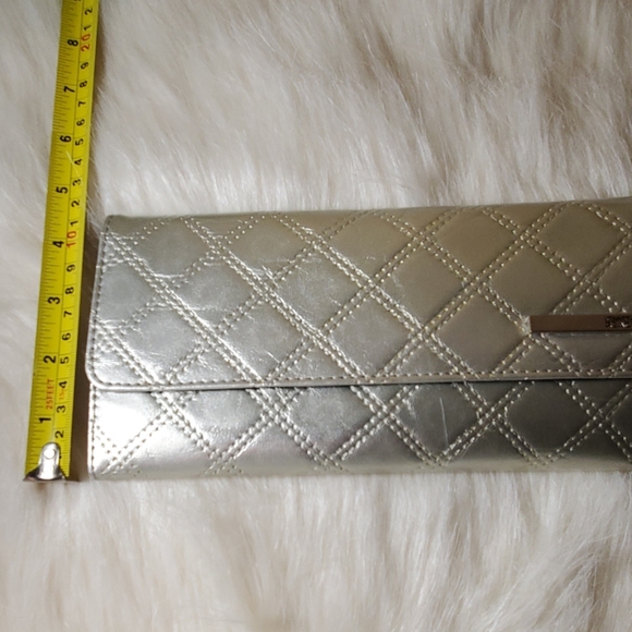 Kenneth Cole clutch/wallet - Picture 5 of 5